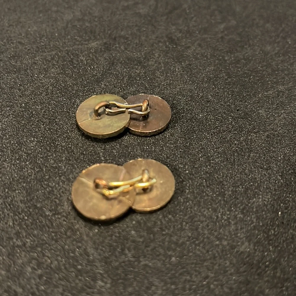 Lion head cuff links in Antique gold - Picture 2 of 2